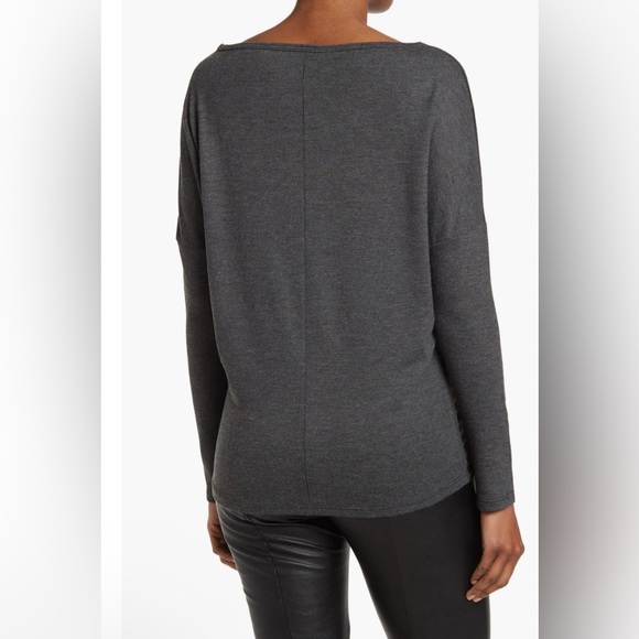 Go Couture Printed Boatneck Sweater Women’s Sz M Black Dye 1 Retail’s $148 - Picture 2 of 4